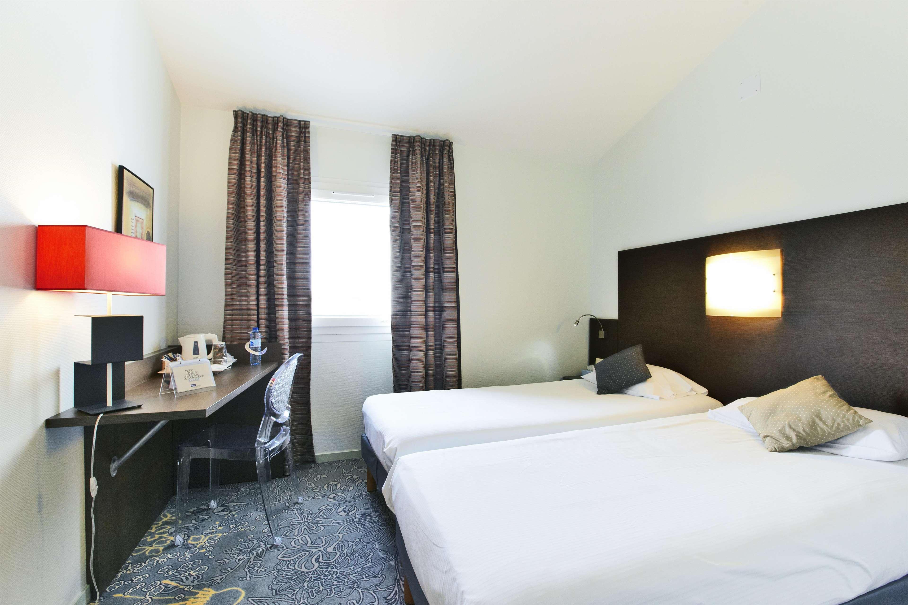 Hotel Kyriad La Rochelle Centre Ville Eksteriør bilde