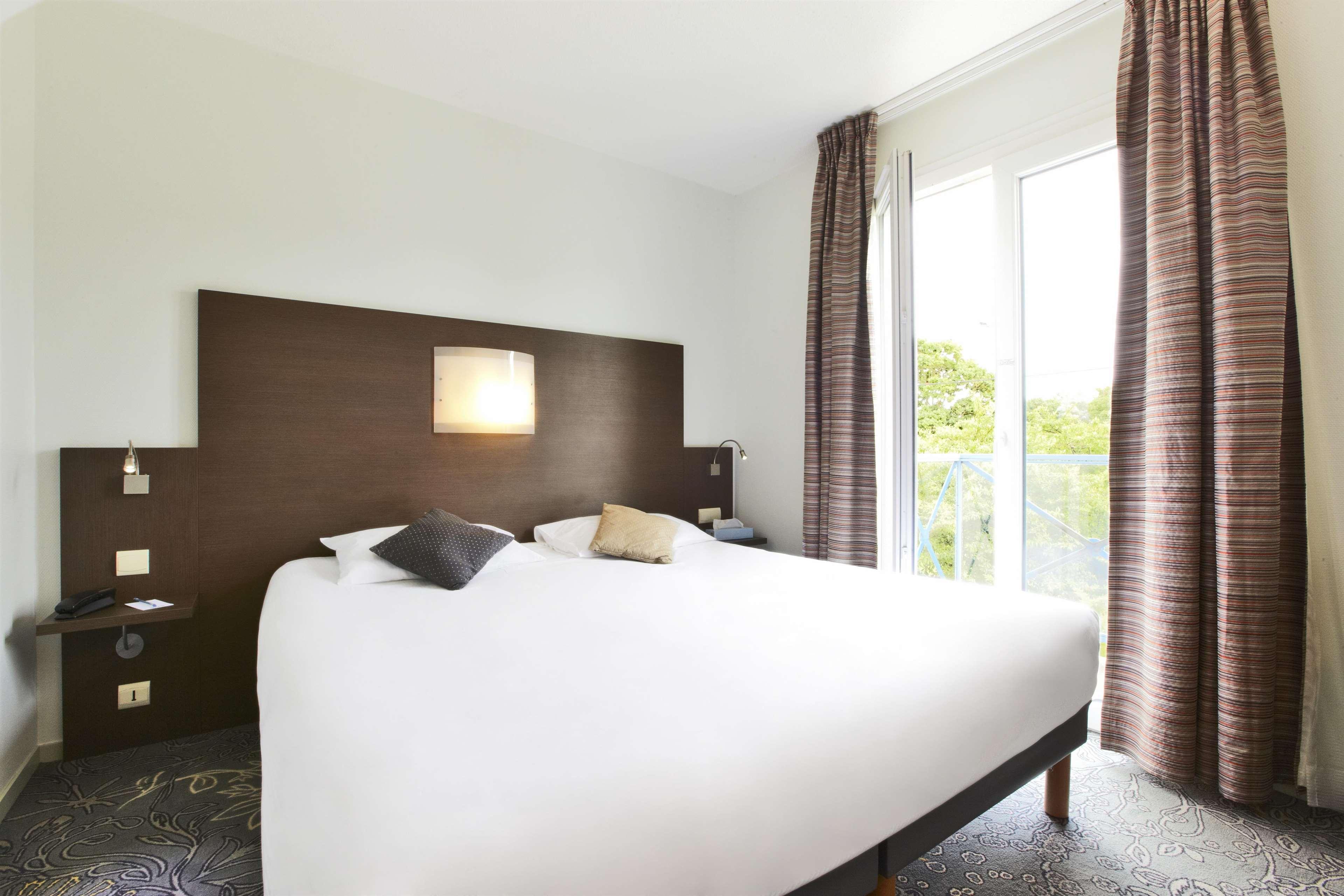 Hotel Kyriad La Rochelle Centre Ville Eksteriør bilde