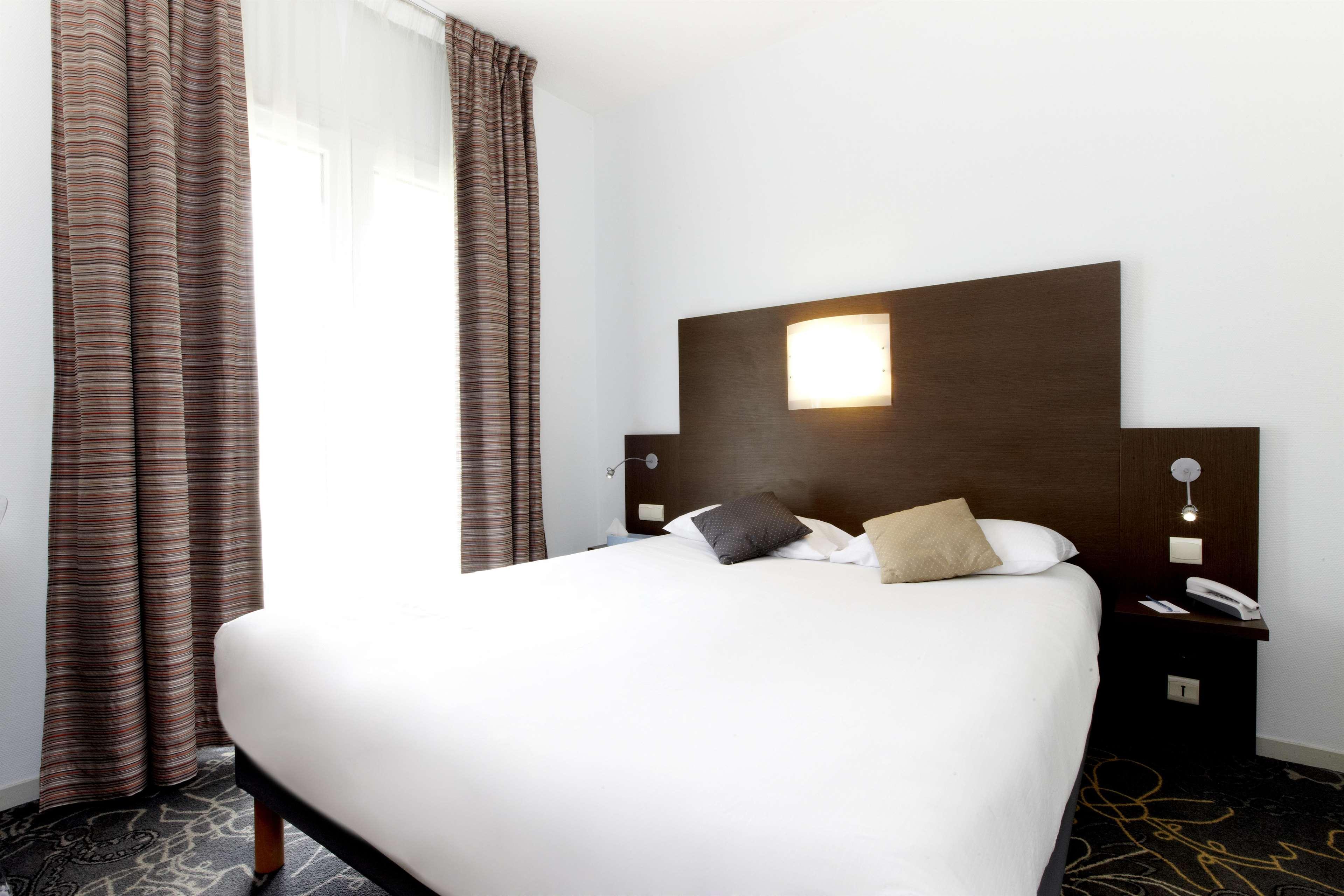 Hotel Kyriad La Rochelle Centre Ville Eksteriør bilde