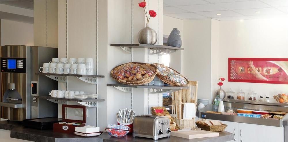 Hotel Kyriad La Rochelle Centre Ville Eksteriør bilde