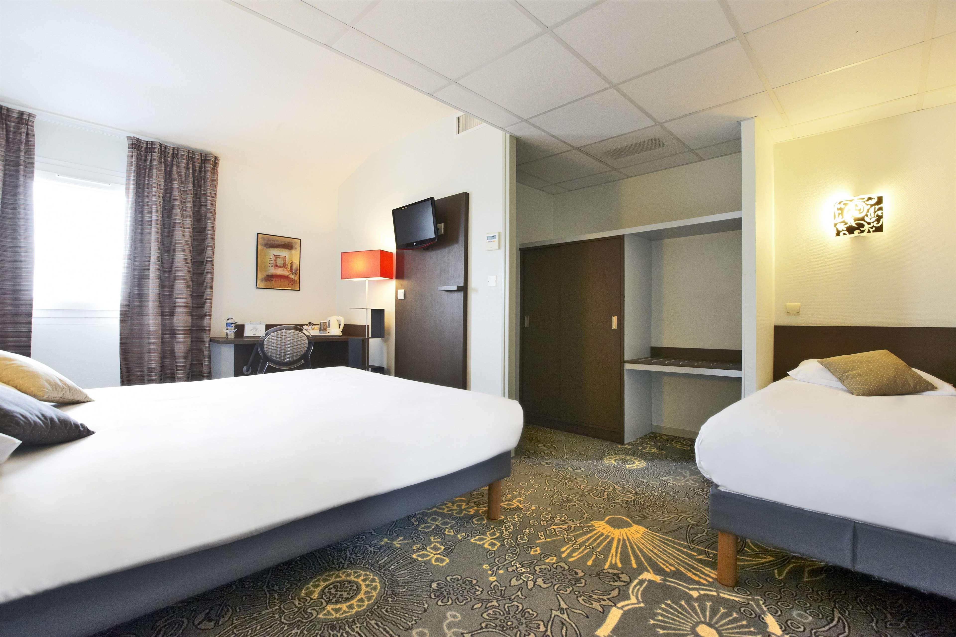 Hotel Kyriad La Rochelle Centre Ville Eksteriør bilde