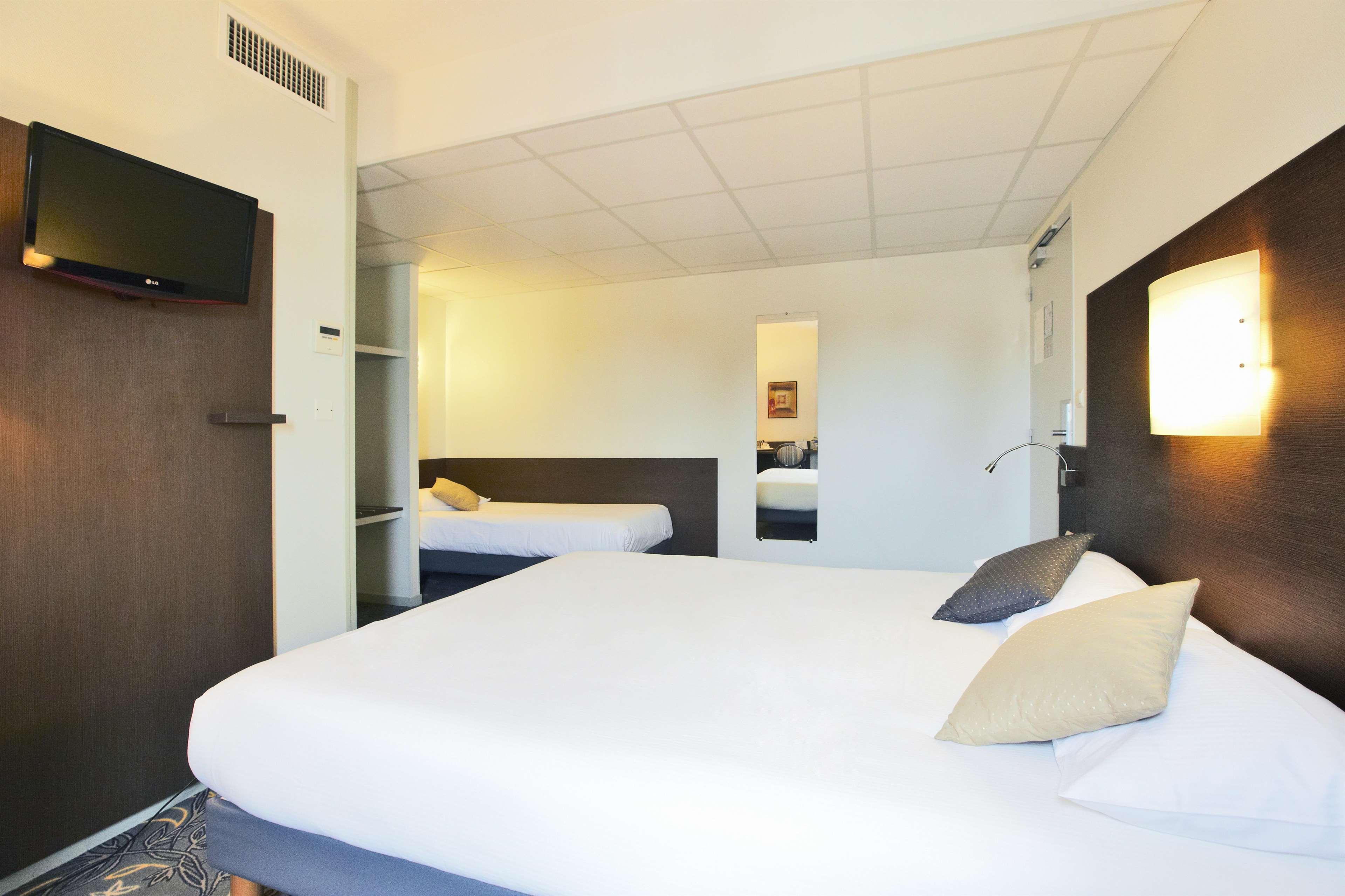 Hotel Kyriad La Rochelle Centre Ville Eksteriør bilde